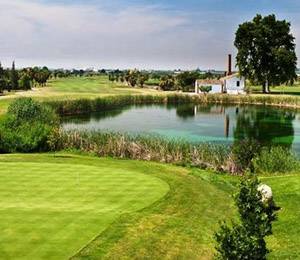 Aprende o mejora tu golf en Foressos Golf Academy, Academia de Golf en Valencia
