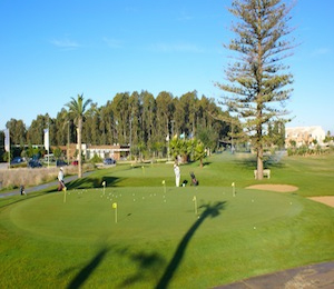 Jugar al golf en Barrio Jarana. VillaNueva Golf Resort, Campo de Golf en Barrio Jarana